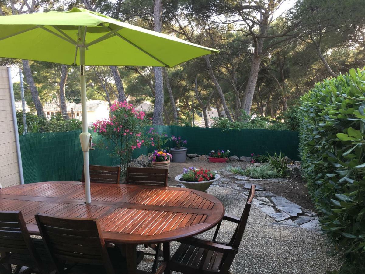 T2 Rez De Jardin 300M Plage De Beaucours Sanary Sur Mer Dış mekan fotoğraf