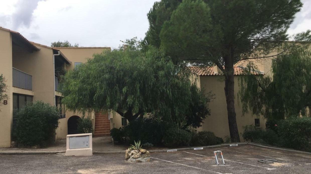 T2 Rez De Jardin 300M Plage De Beaucours Sanary Sur Mer Dış mekan fotoğraf